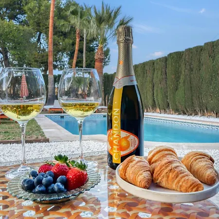 Elia, Cinema, Gym, Kidsroom, Pool & Bbq La Eliana