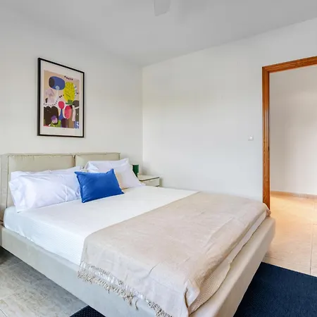 Elia, Cinema, Gym, Kidsroom, Pool & Bbq Villa La Eliana