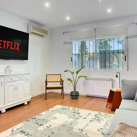 Villa Elia, Cinema, Gym, Kidsroom, Pool & Bbq L'Eliana